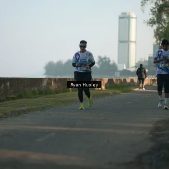 Runner Photo 6085483