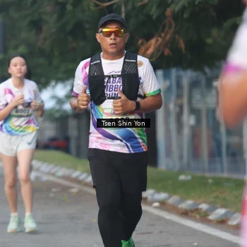 Runner Photo 6085499