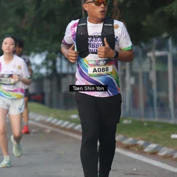 Runner Photo 6085505