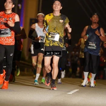 Runner Photo 6085512