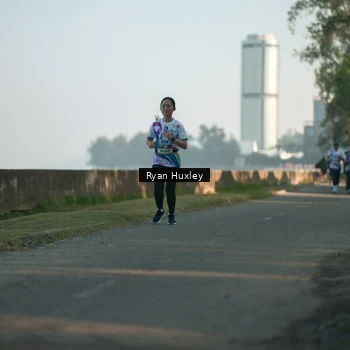 Runner Photo 6085538
