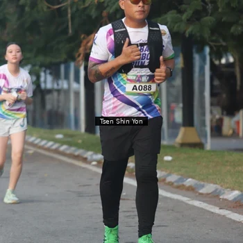 Runner Photo 6085542