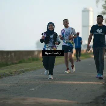 Runner Photo 6085611