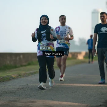Runner Photo 6085615