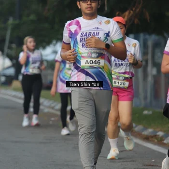 Runner Photo 6085616
