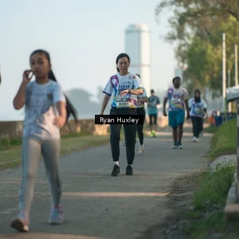 Runner Photo 6085630