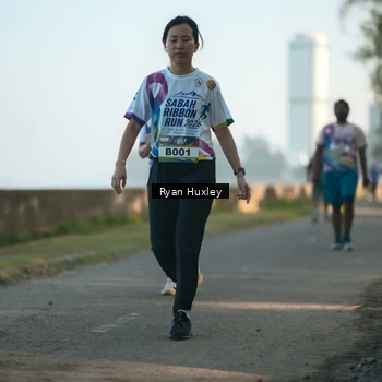 Runner Photo 6085635