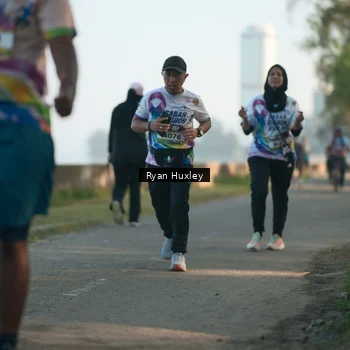 Runner Photo 6085643