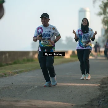 Runner Photo 6085648