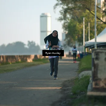 Runner Photo 6085654