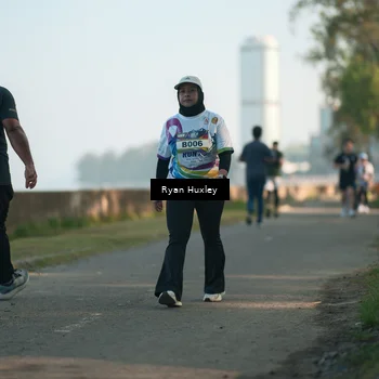 Runner Photo 6085692