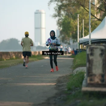 Runner Photo 6085739