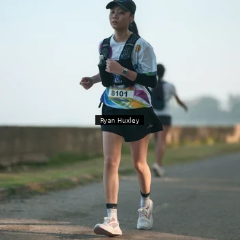 Runner Photo 6085745