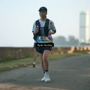 Runner Photo 6085750