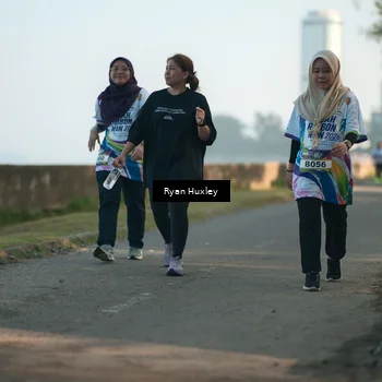 Runner Photo 6085773