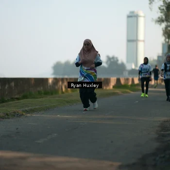 Runner Photo 6085790