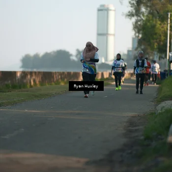 Runner Photo 6085801