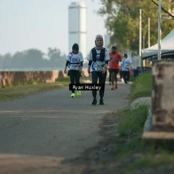 Runner Photo 6085803