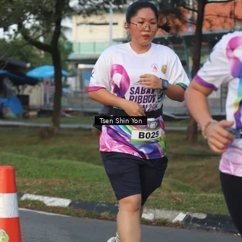 Runner Photo 6085812