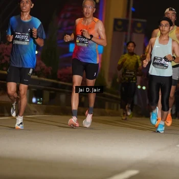 Runner Photo 6085818