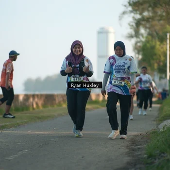 Runner Photo 6085823