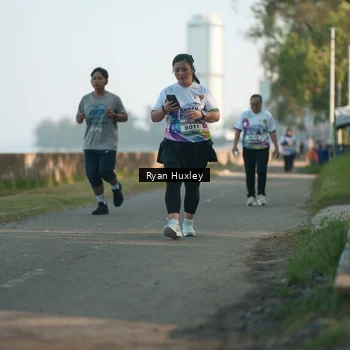 Runner Photo 6085831