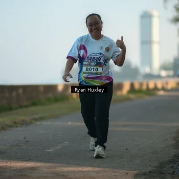 Runner Photo 6085843