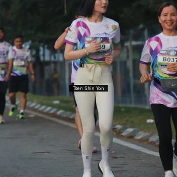 Runner Photo 6085849