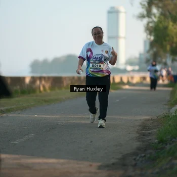 Runner Photo 6085852