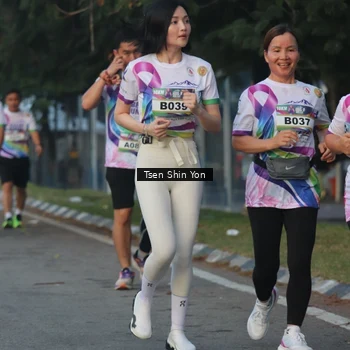 Runner Photo 6085859