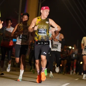 Runner Photo 6085863