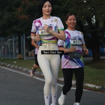 Runner Photo 6085881