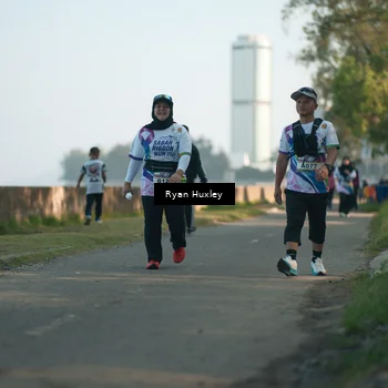 Runner Photo 6085959