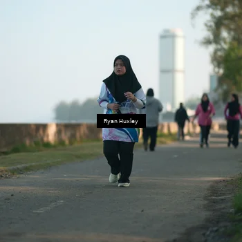 Runner Photo 6085971