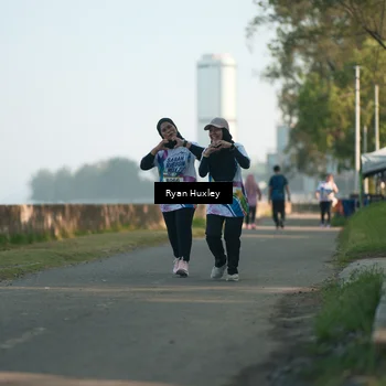 Runner Photo 6085994