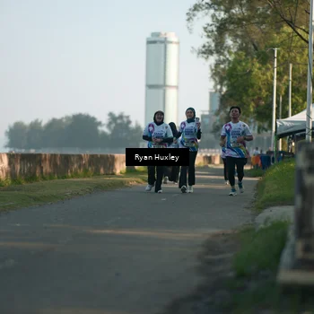 Runner Photo 6085995