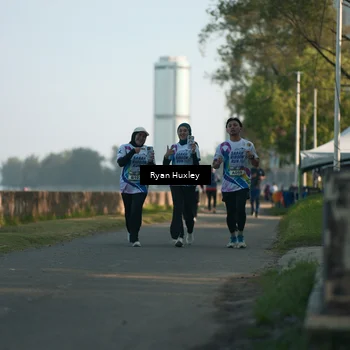 Runner Photo 6085998