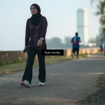 Runner Photo 6086002
