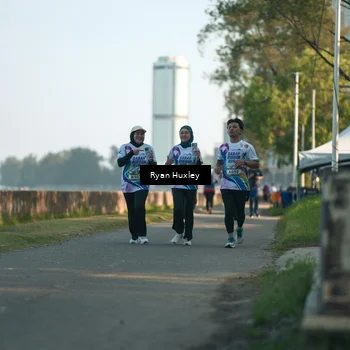 Runner Photo 6086018