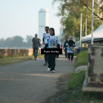 Runner Photo 6086038