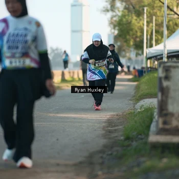 Runner Photo 6086058