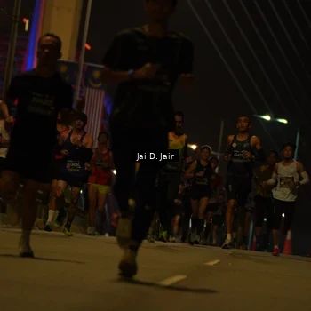 Runner Photo 6086065