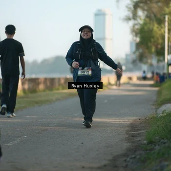 Runner Photo 6086068