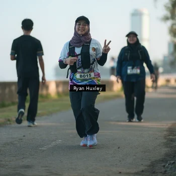 Runner Photo 6086069