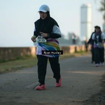 Runner Photo 6086070