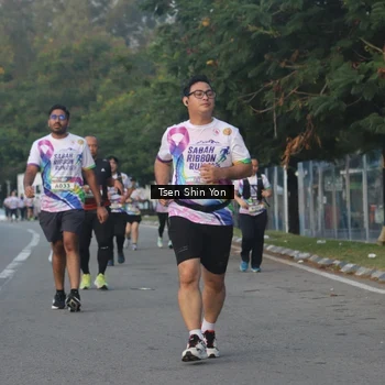 Runner Photo 6086079