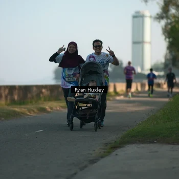 Runner Photo 6086106