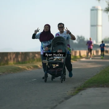 Runner Photo 6086108