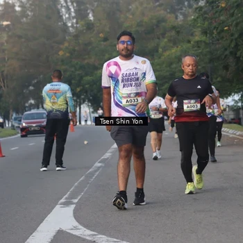 Runner Photo 6086124