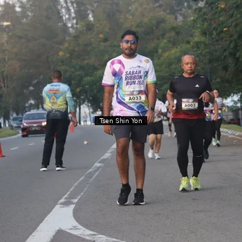 Runner Photo 6086125